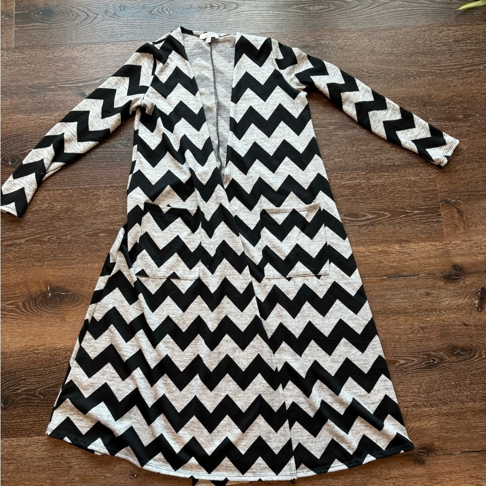 LuLaRoe Black & Gray Chevron Long Sweater Cardigan